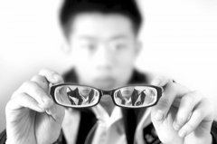 两眼度数相差大该如何选择眼镜